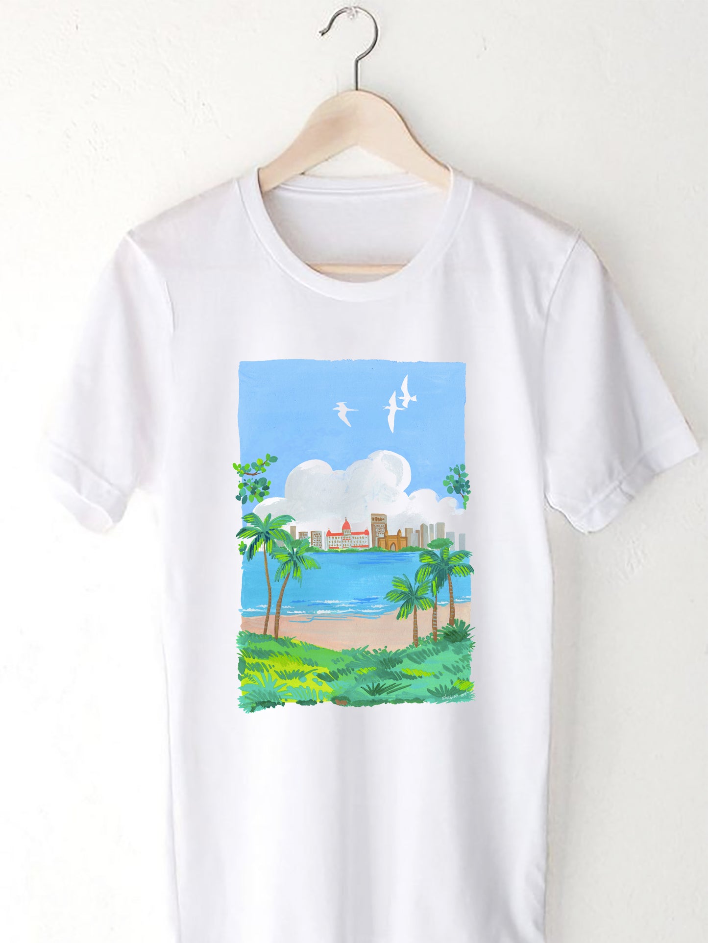 T shirts- Mumbai Skyline